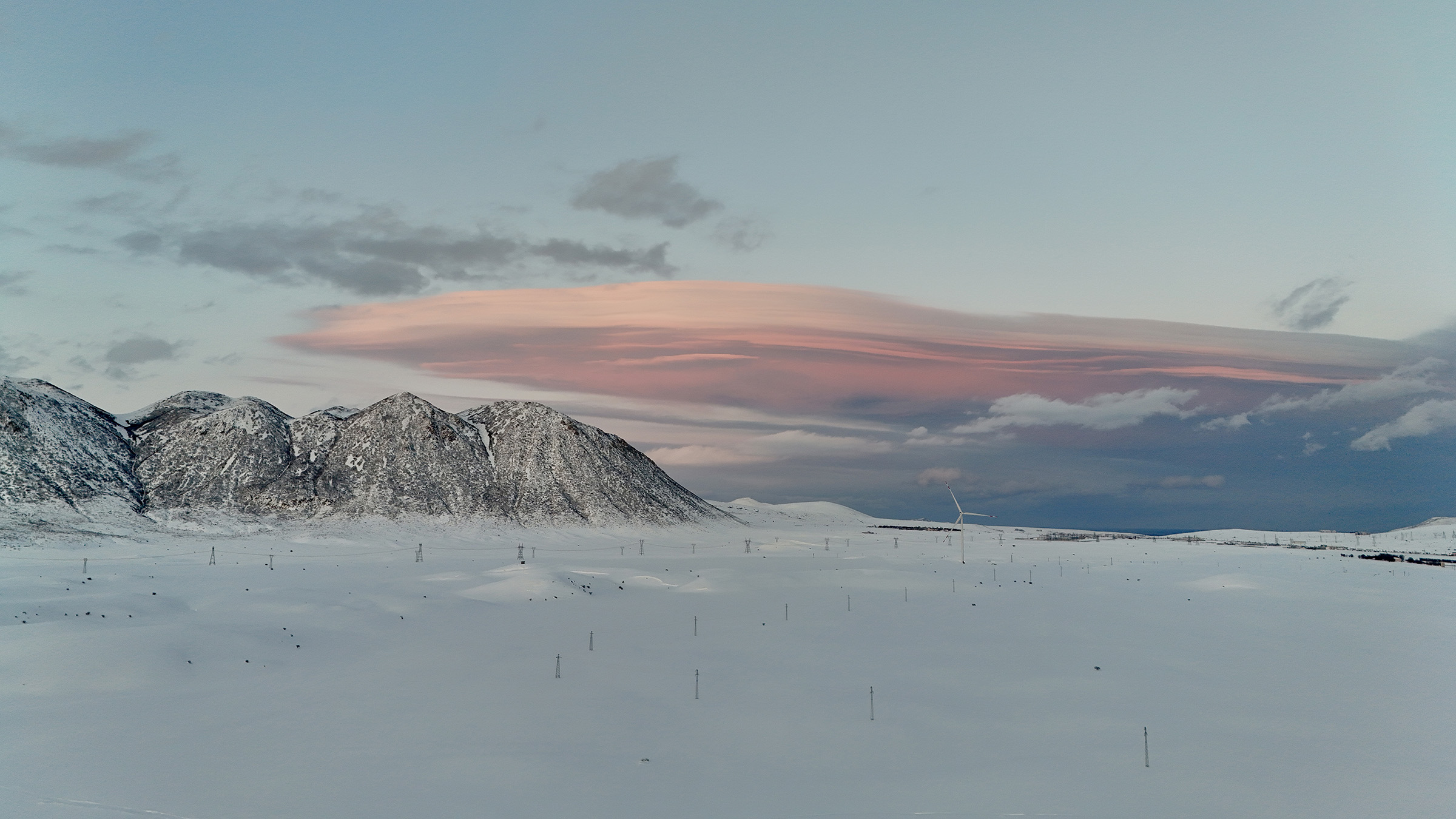 Bitlis’teki Kirkor Dağını hiç böyle görmediniz ! Yıllar sonra bir ilk