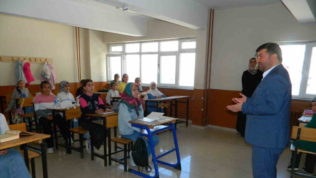 Posof’ta yaz kuran kursuna yoğun ilgi