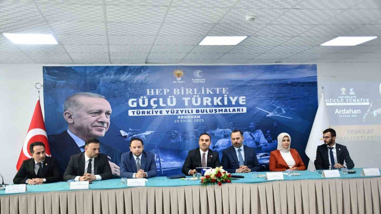 Bakan Kacır: "Terörsüz Türkiye menzilindeki adımlarımızla terörü milletimizin gündeminden tümüyle çıkaracağız"