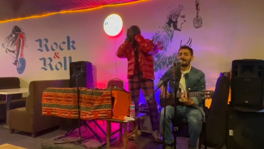 Whatsapp Video 2025 11 19 At 00.06.25 (1).00 00 29 13.Still005