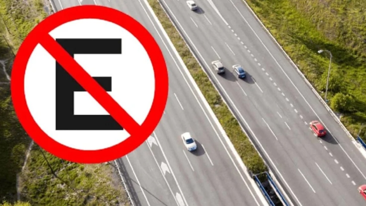 Yeni E Harfli Trafik Levhasi Geliyor Ulkeden Ulkeye Anlami Degisiyor