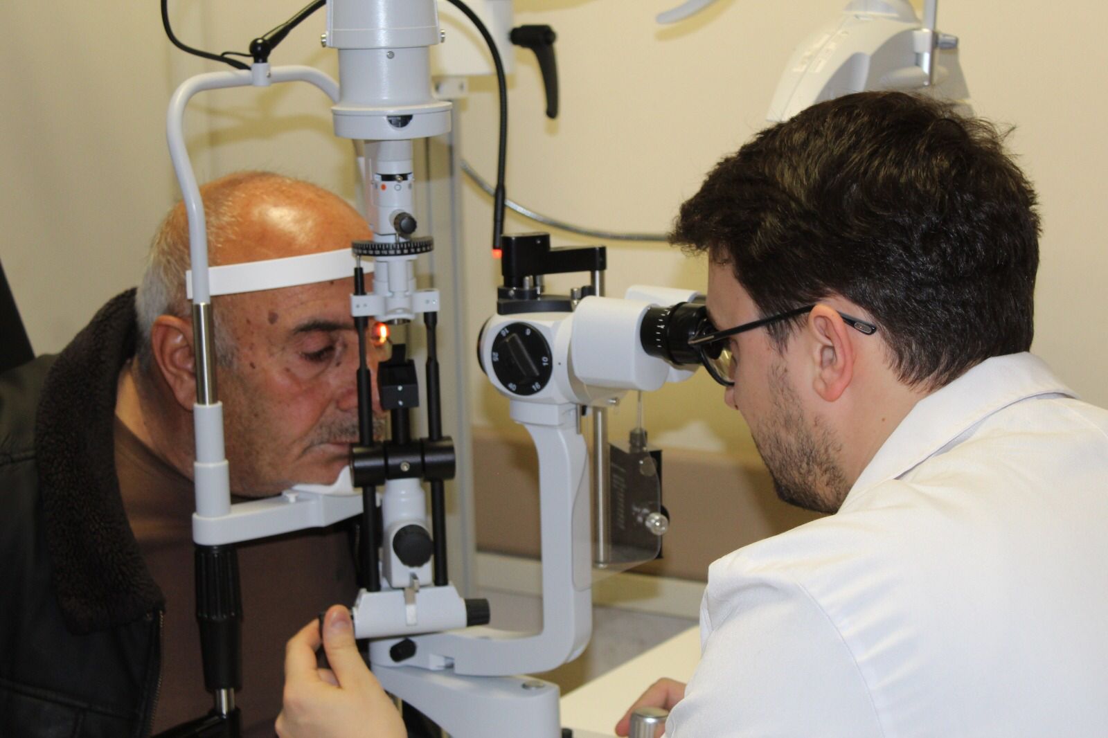 6233Adcd 7B32 453F 8049 3Eb5C96986F2