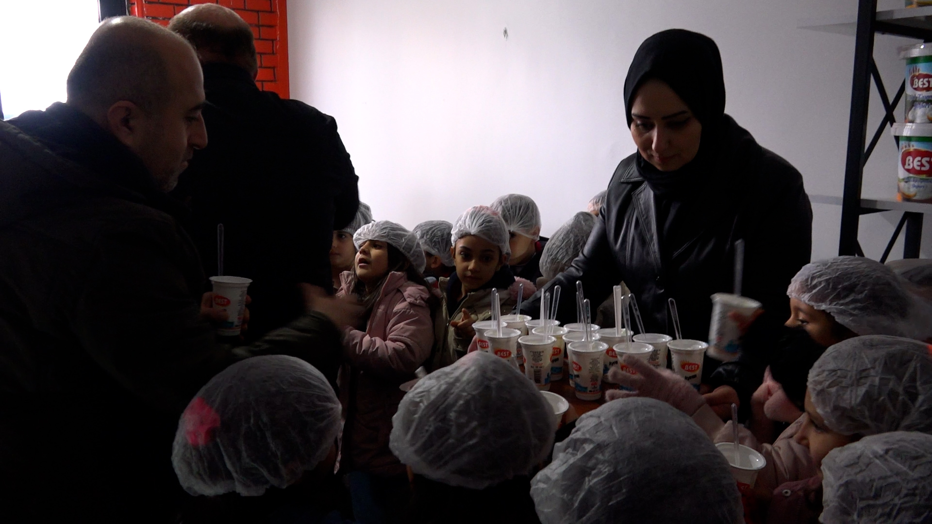 Sequence 03.00 03 50 45.Still003