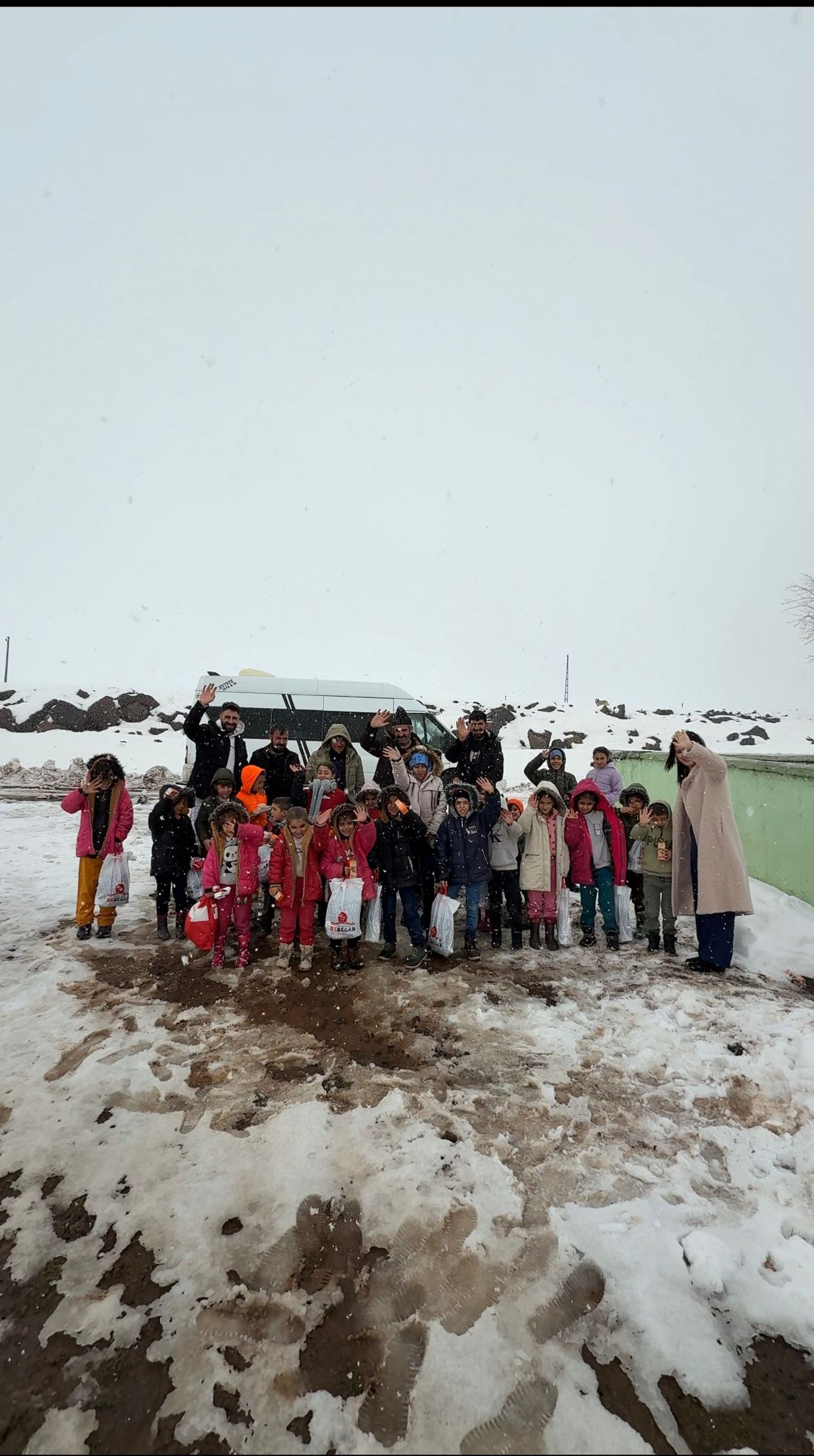 06528Bad 60Fb 4C93 8F5E E6F91D4C09E4