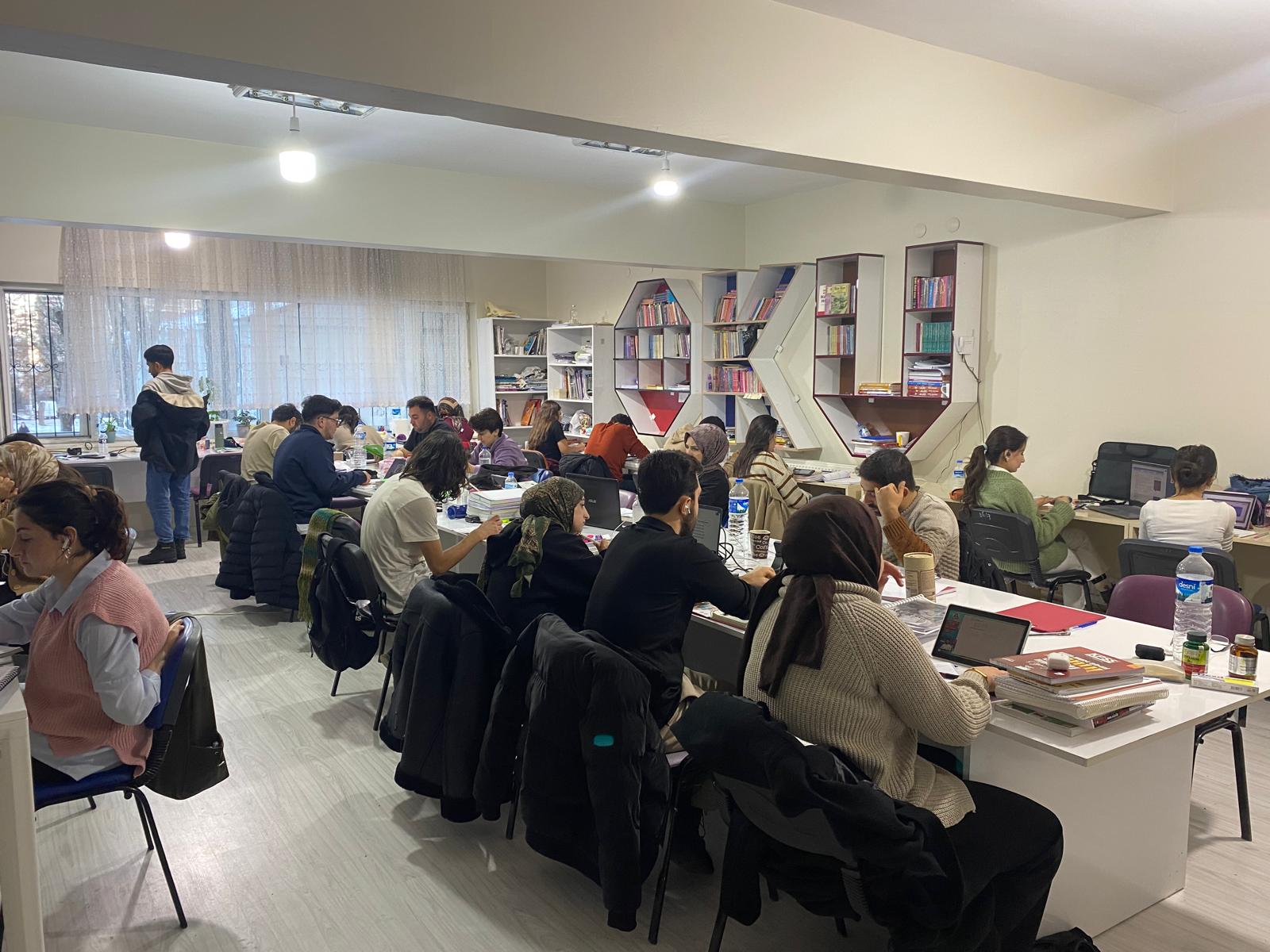 443184F2 16E3 45B9 86B5 4A7314A16280