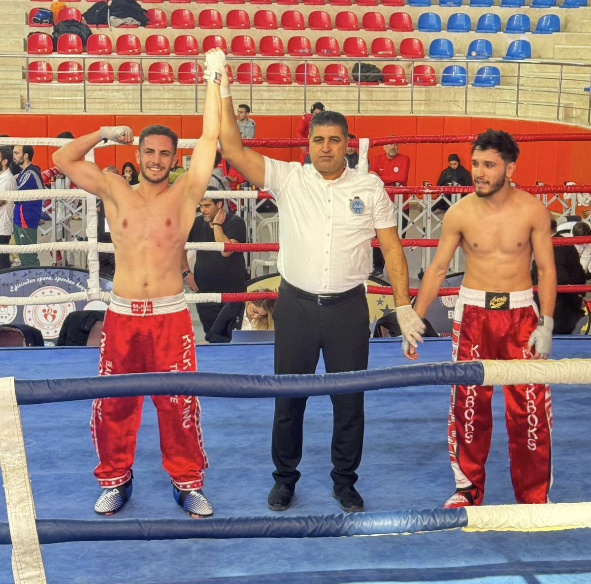 60F5E4E8 192C 492E 87D6 00A55Adaf695