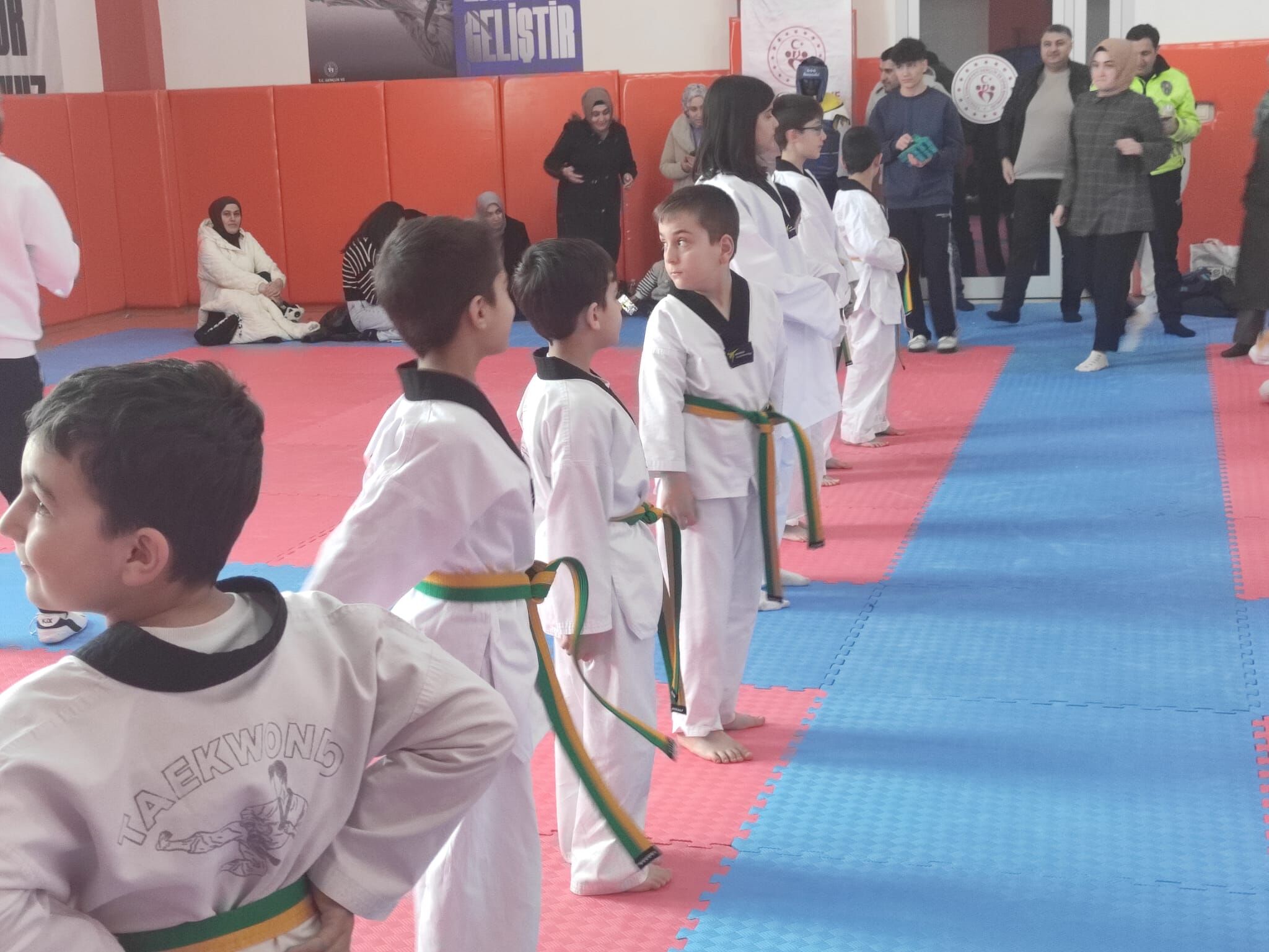 001E7560 7Fad 488E 98C6 5Eda4999C2Bd