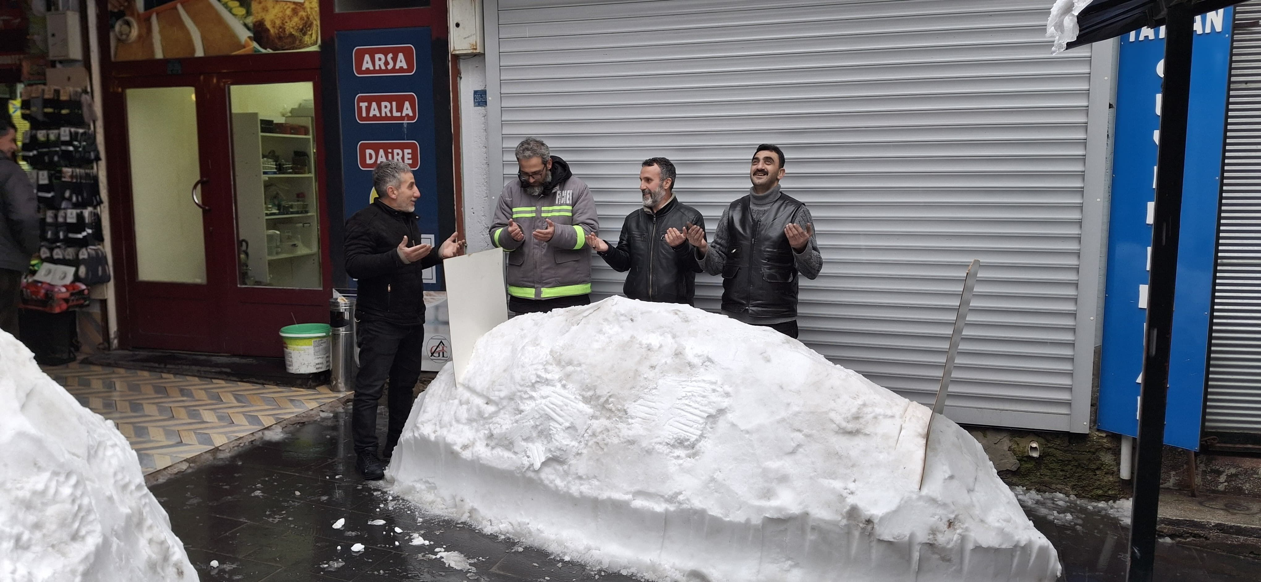 E5486375 9407 4E8D A180 79Bc77B58B38