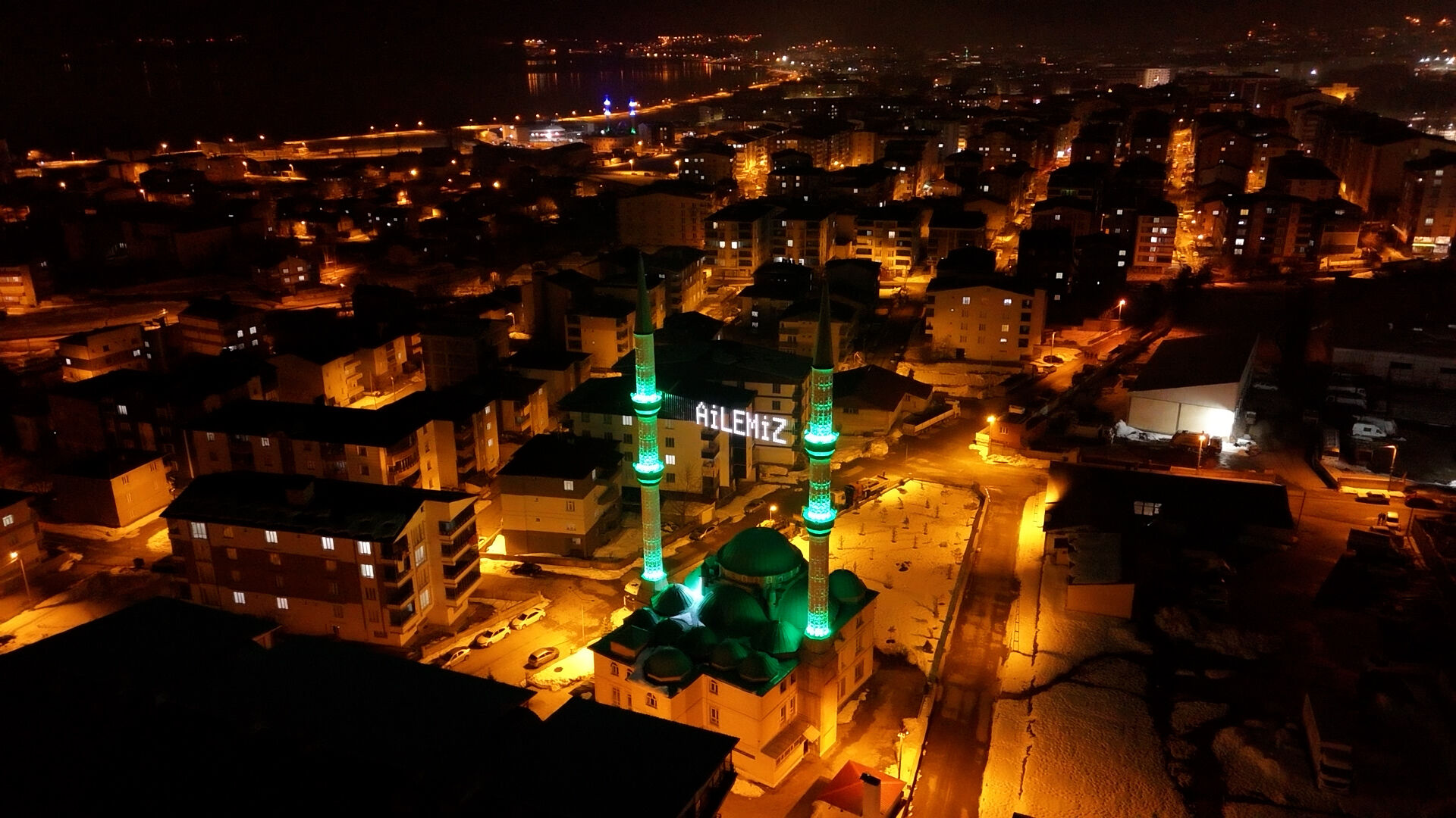 Sequence 04.00 03 48 26.Still006