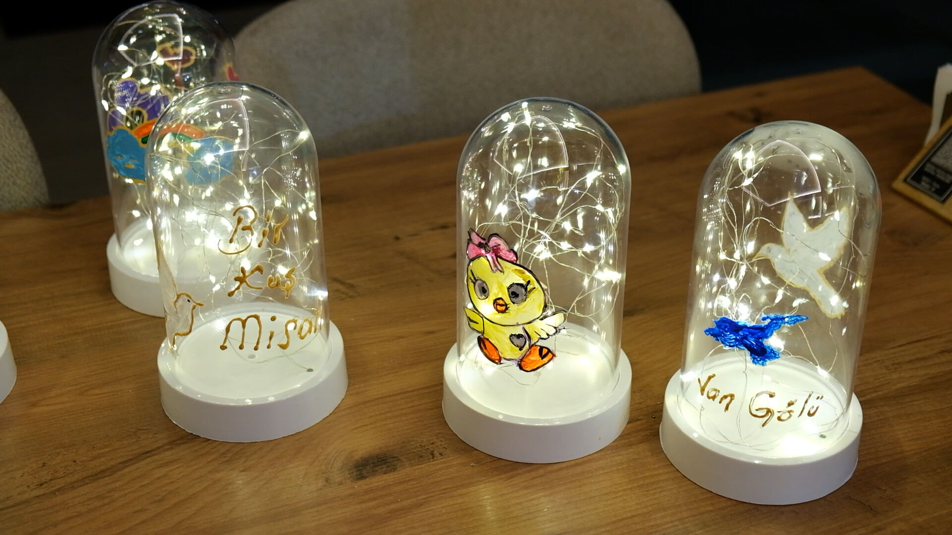 Sequence 04.00 04 32 12.Still021