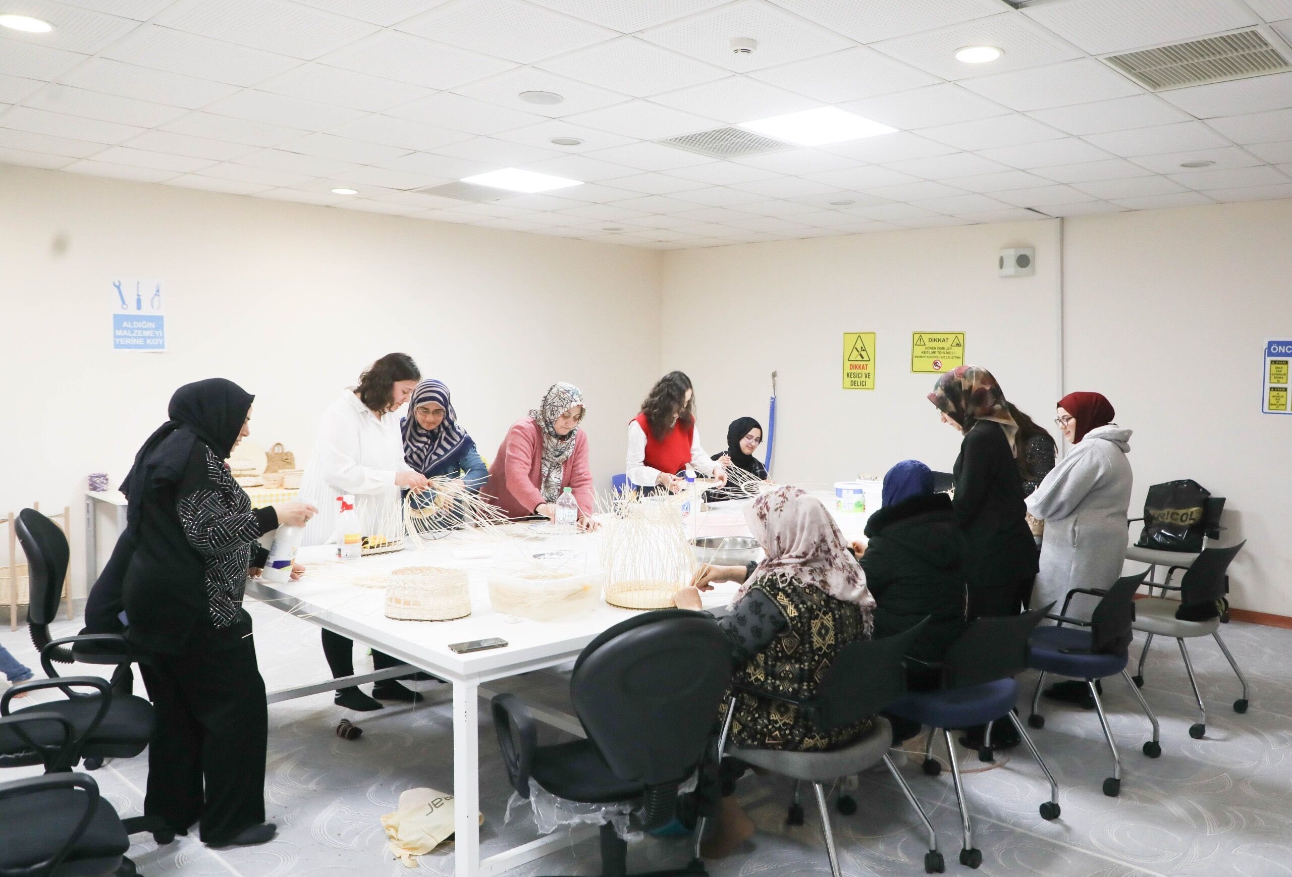 8D37F1Fe 2D9C 48D9 Bb5A 03E02A8De90E