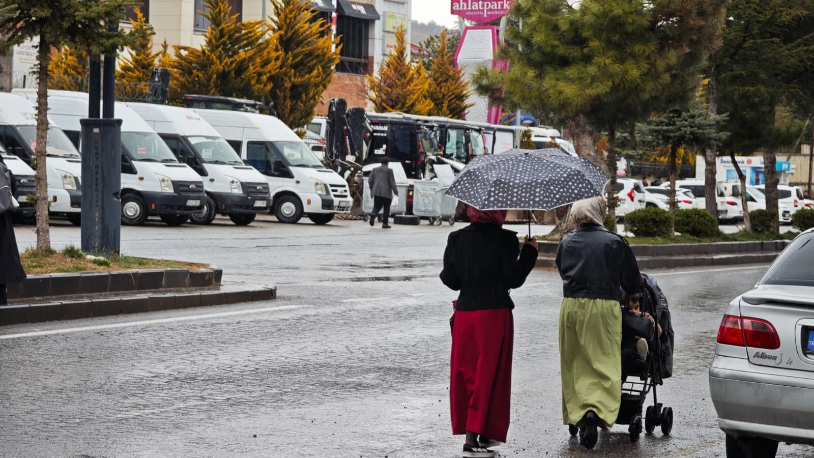 Tekirdağ’da okullar tatil mi, yarın okul var mı? 15 Ekim tatil haberi doğru mu? Tekirdağ’da yağış sonrası son durum ne?