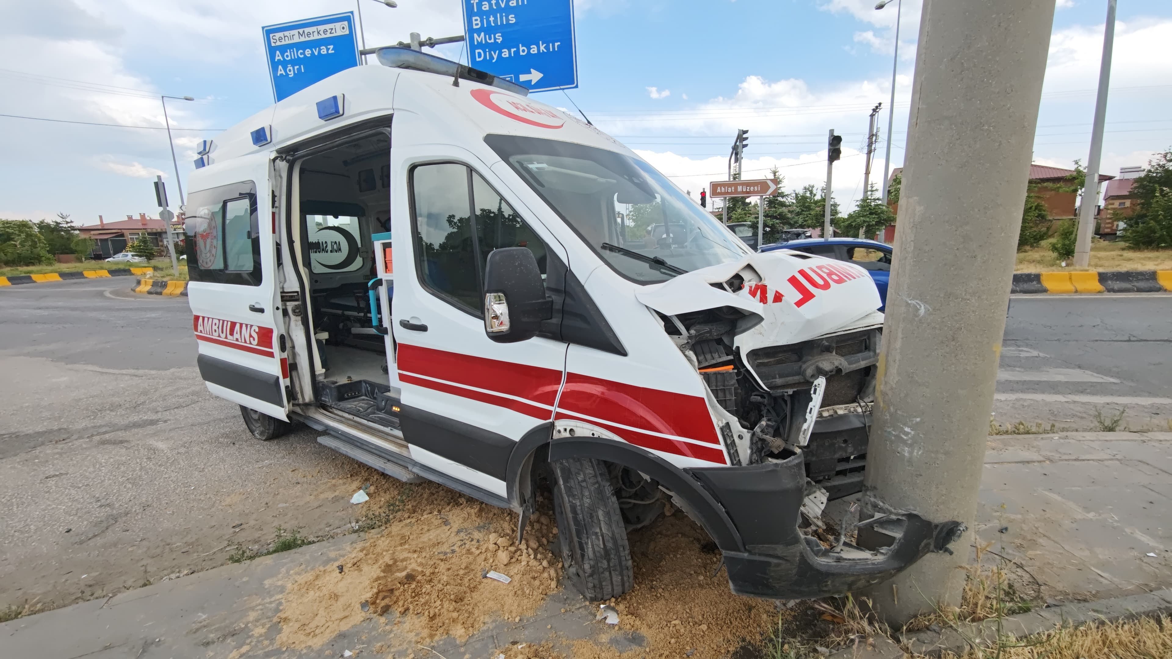 Ahlat Ambulans Kaza 1 (2)
