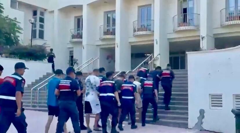 Bitlis’in de aralarında bulunduğu 23 ilde operasyon: 48 şüpheli yakalandı