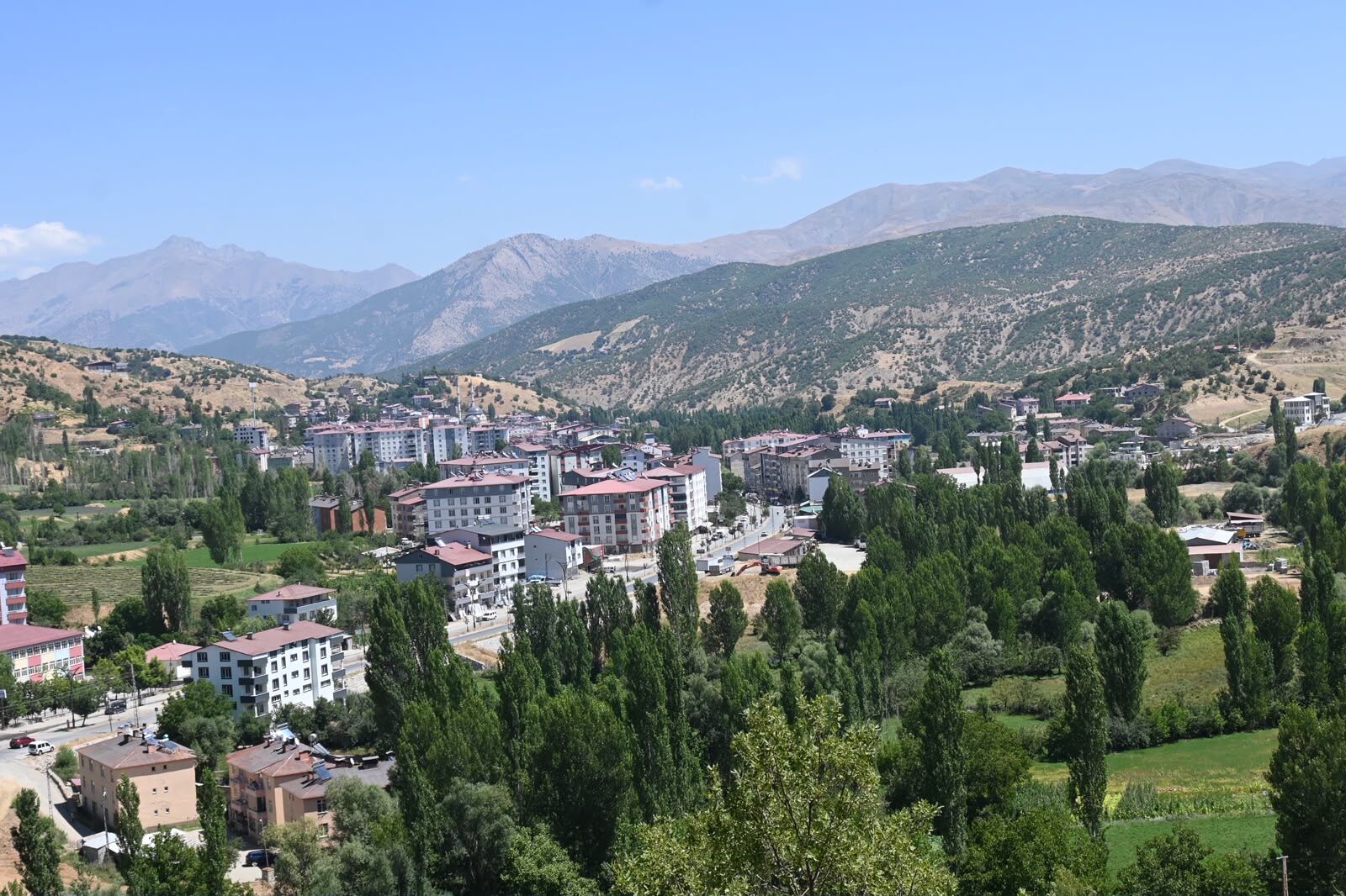 Hizan’ın şehir manzarası görsel şölen sundu