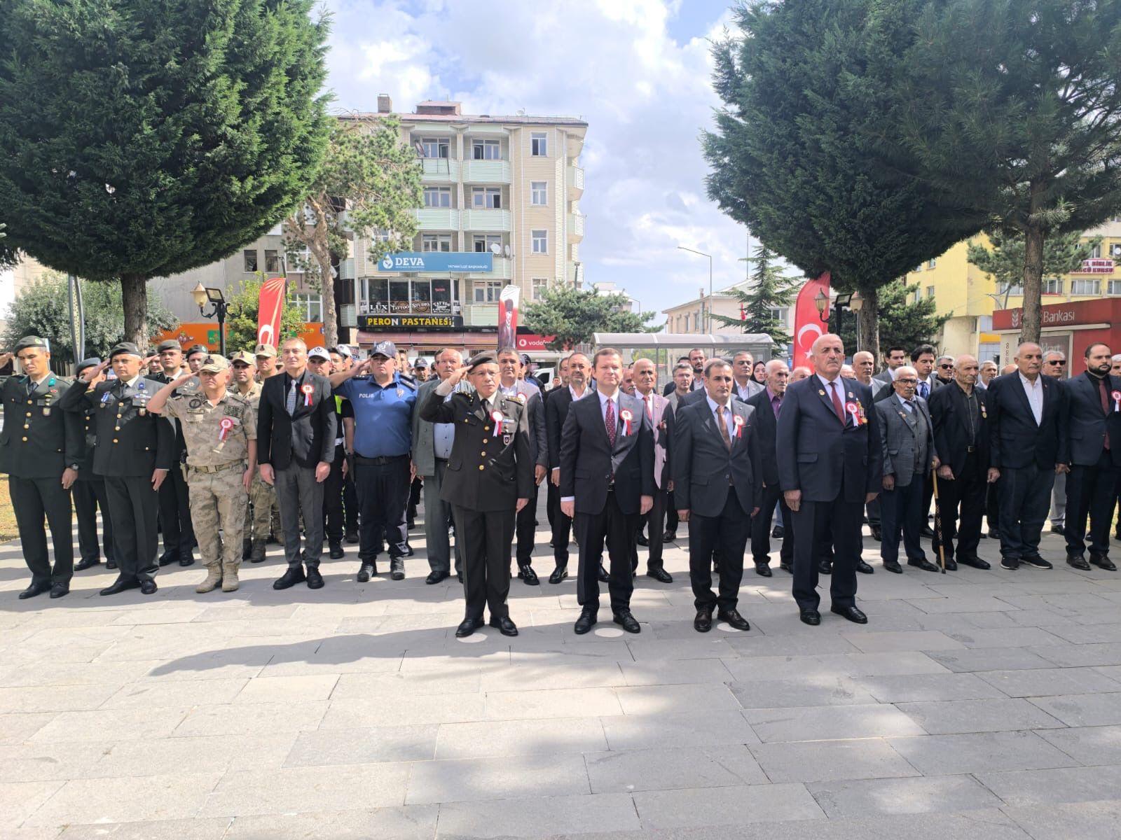 Tatvan’da Gaziler Günü törenle kutlandı
