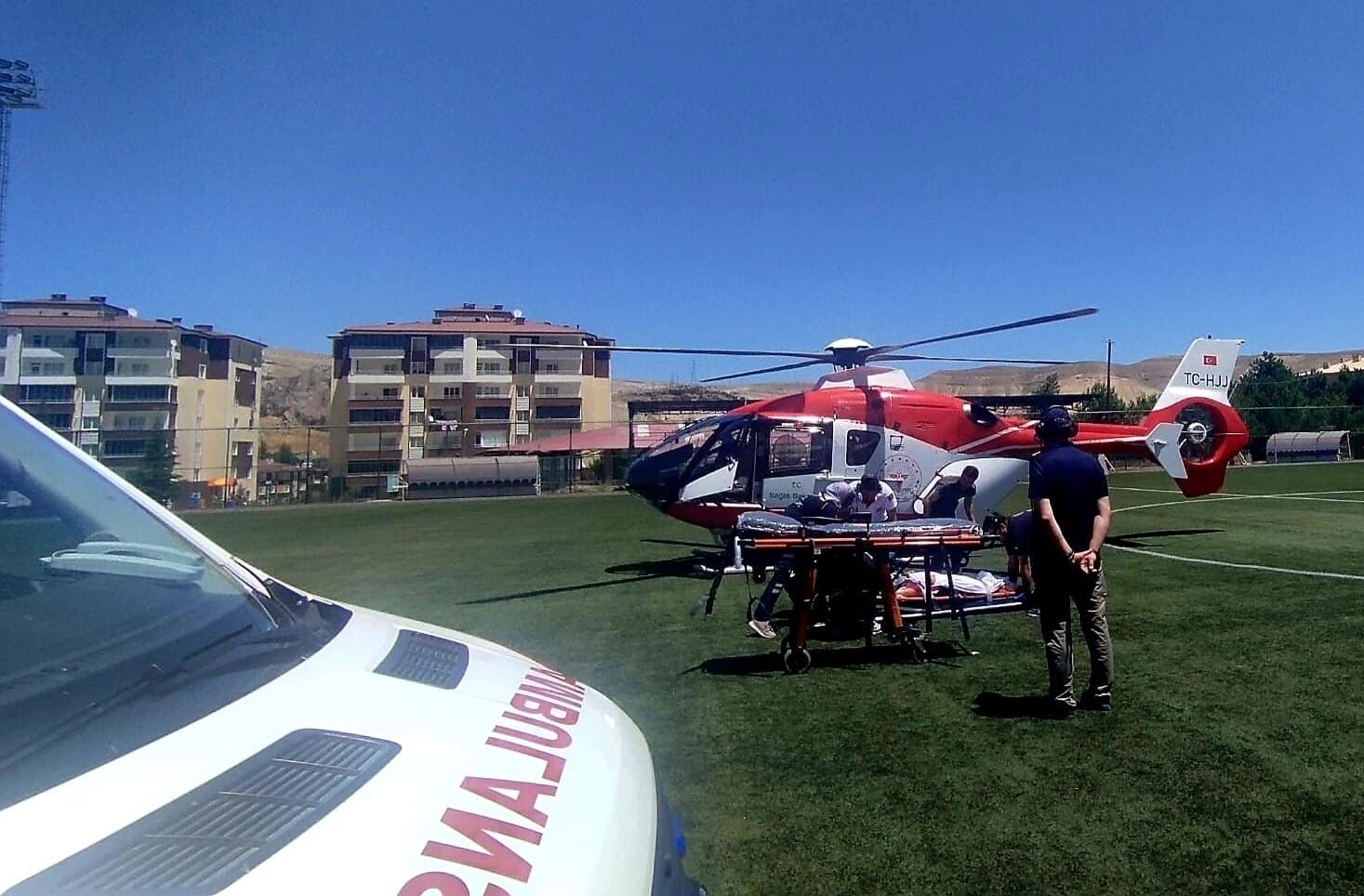 71 yaşındaki hasta hava ambulansıyla Malatya'ya sevk edildi