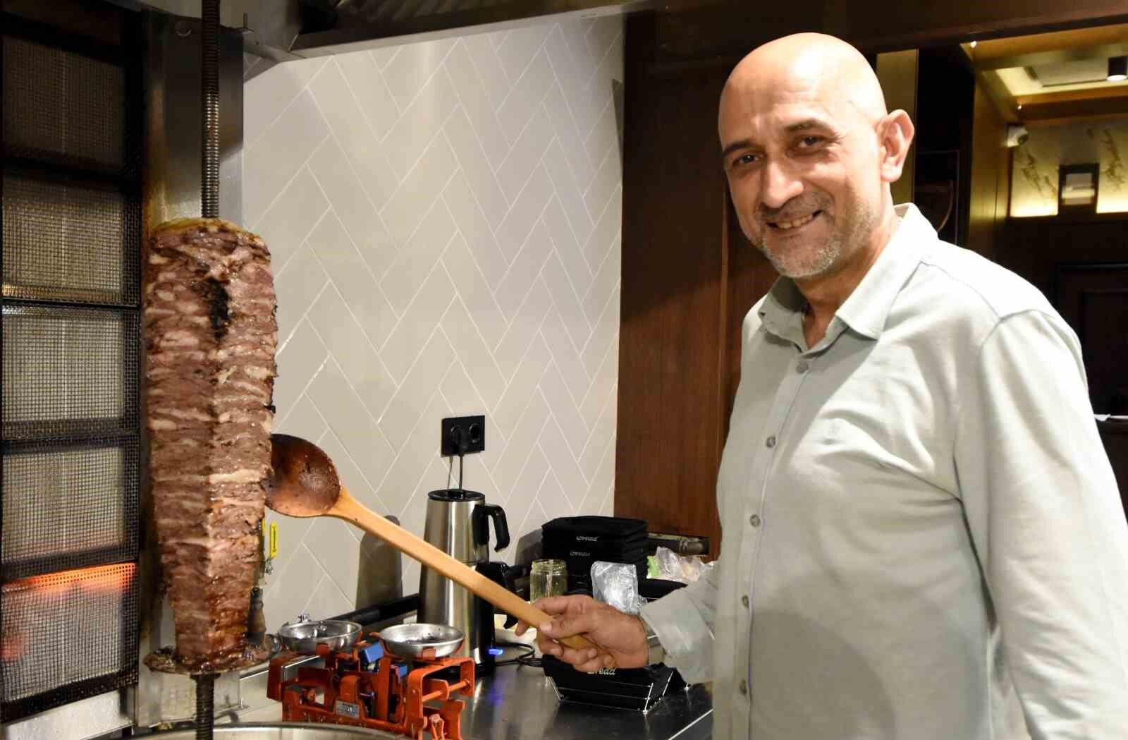 Babadan oğula 'Tarihi seher lokantası' geleneği