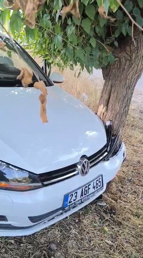 Elazığ'da trafik kazası: 2 yaralı