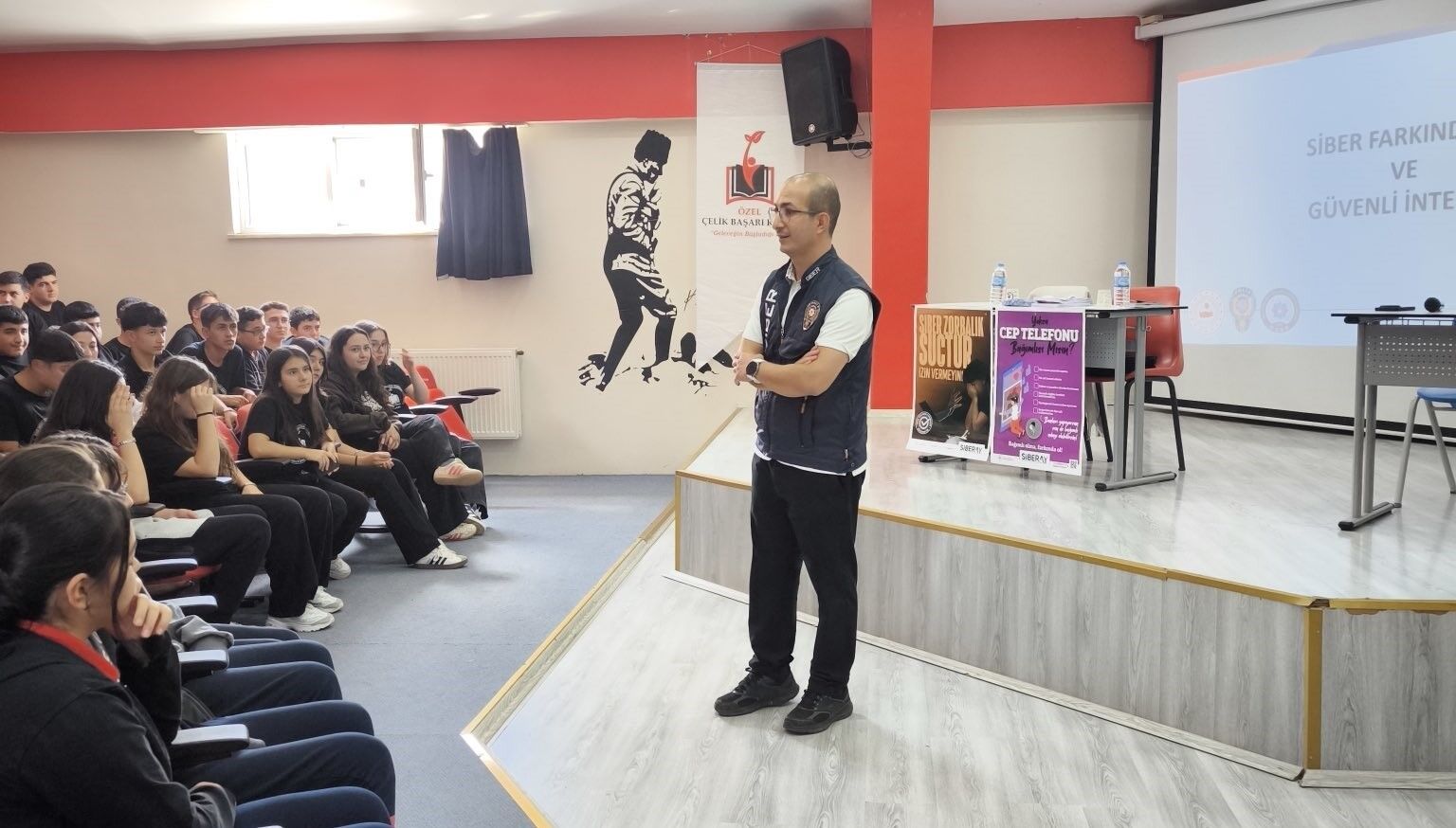 Kars'ta 120 öğrenciye siber güvenlik eğitimi