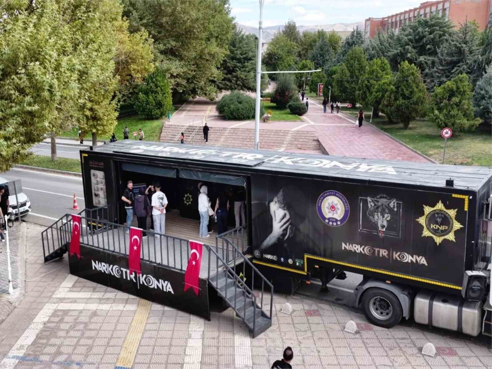 Narko Tır, İnönü Üniversitesi'nde öğrencilerle buluştu