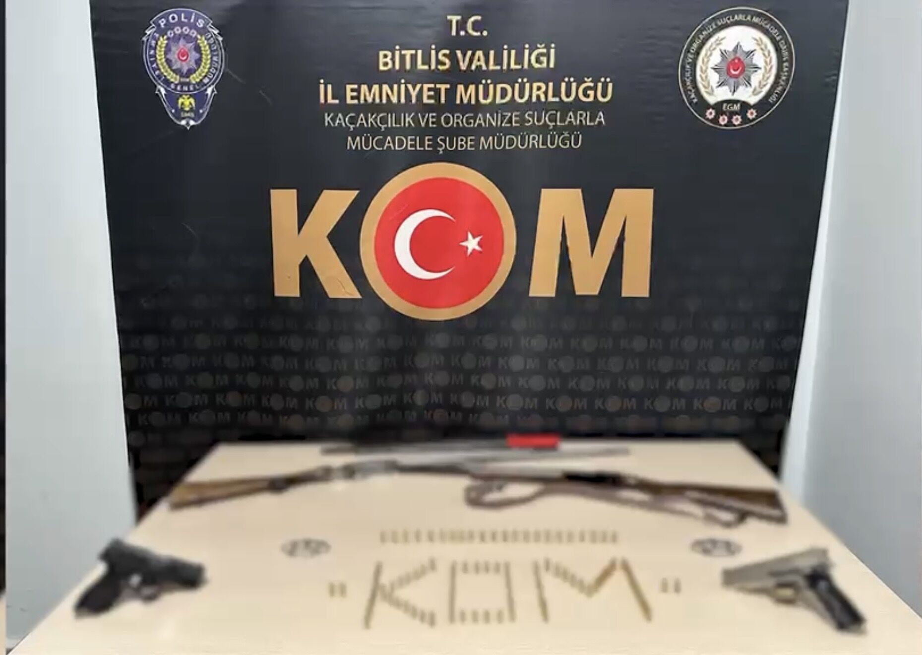 Bitlis’te sosyal medya operasyonu: 3 kişi tutuklandı