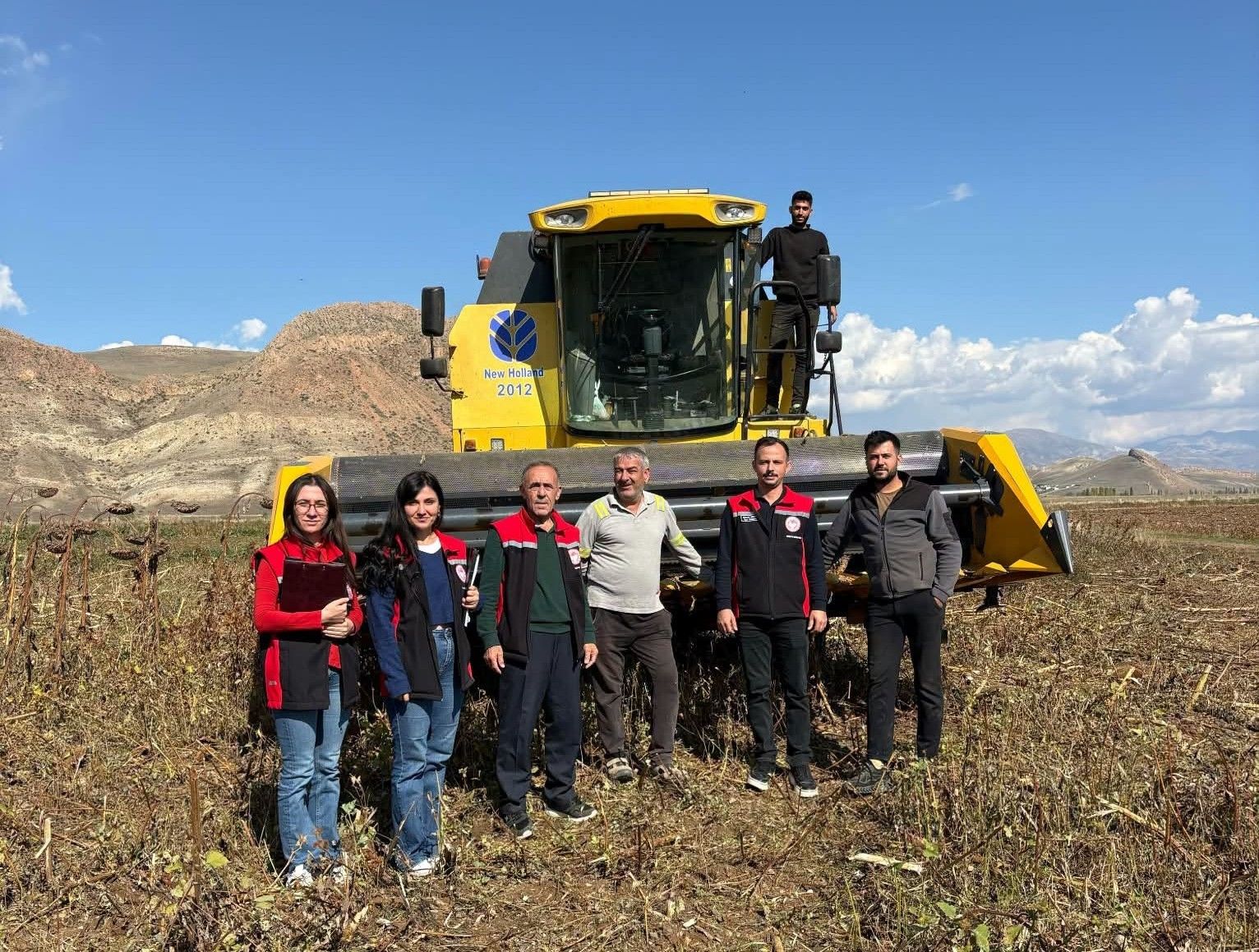 Erzincan’da ayçiçeği hasadında dane kaybına sıkı denetim gerçekleştirildi