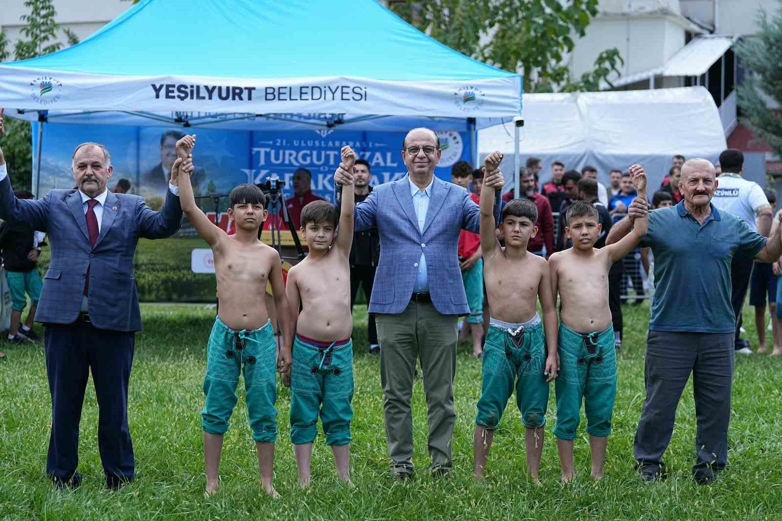 21. Uluslararası Turgut Özal Karakucak Güreşleri’nde büyük heyecan