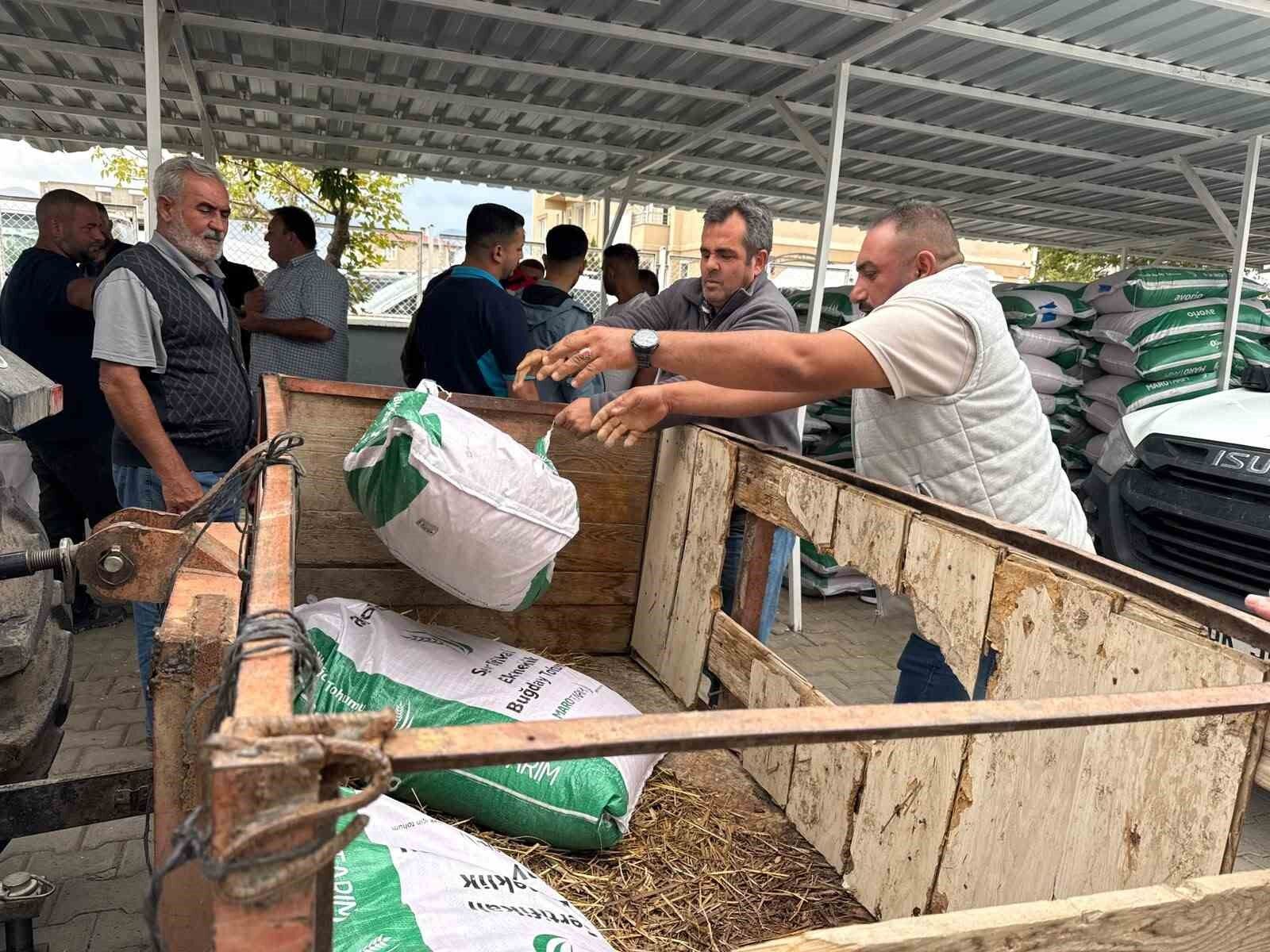 Iğdır'da sertifikalı buğday tohumu dağıtıldı