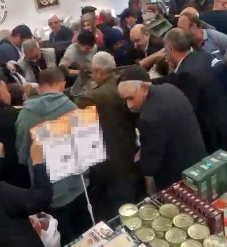 Iğdır'da ucuz palamut için birbirleriyle yarıştılar