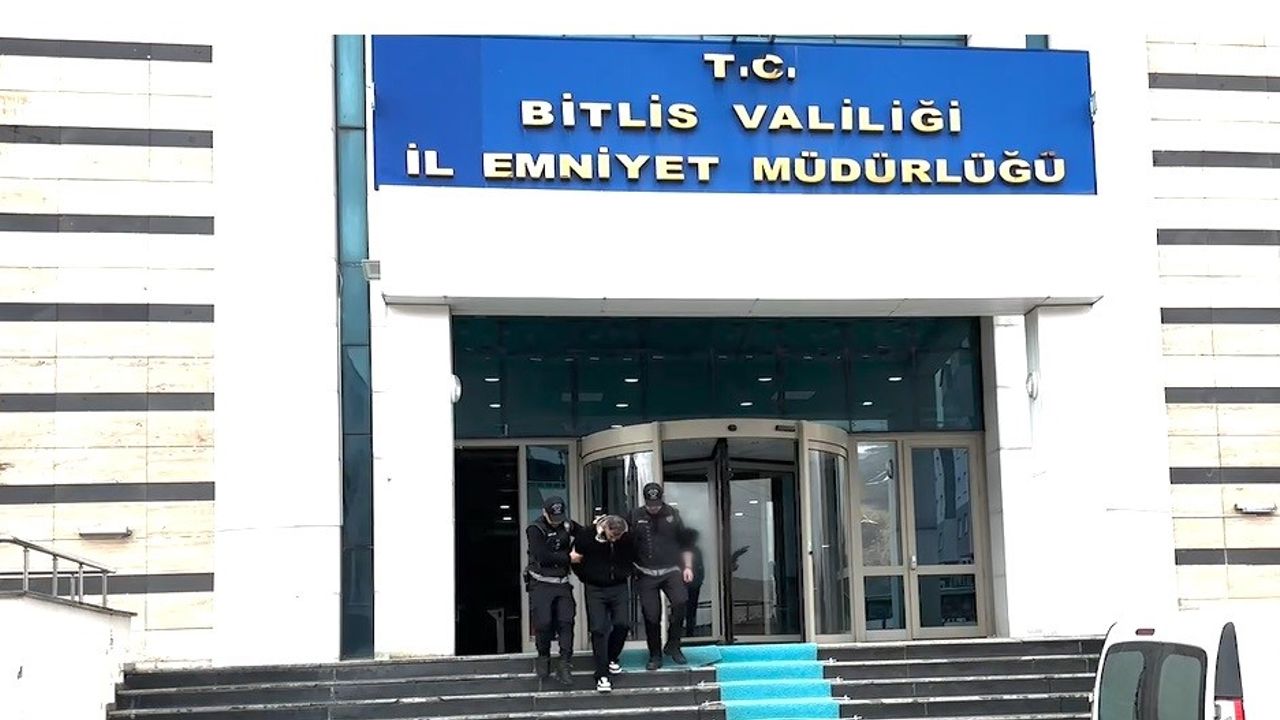 Ayakkabısında Uyuşturucu Taşıyordu: Bitlis'te Otobüste Yakalandı!