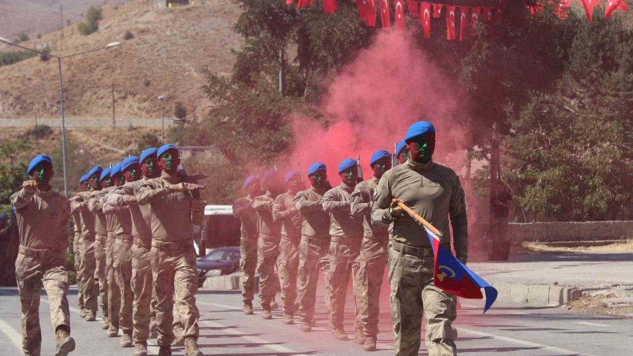 Bitlis’te 30 Ağustos Zafer Bayramı kutlamaları