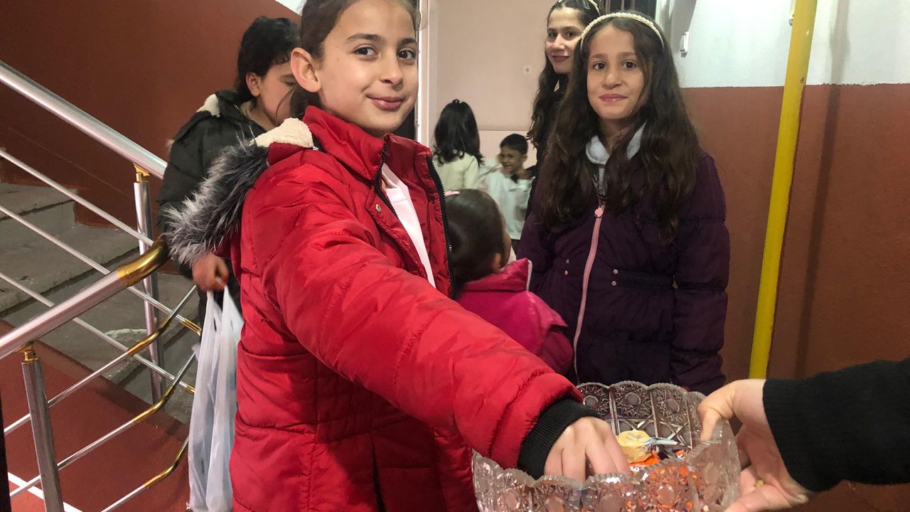 Bitlis’te bayram coşkusu yağmura rağmen dinmedi