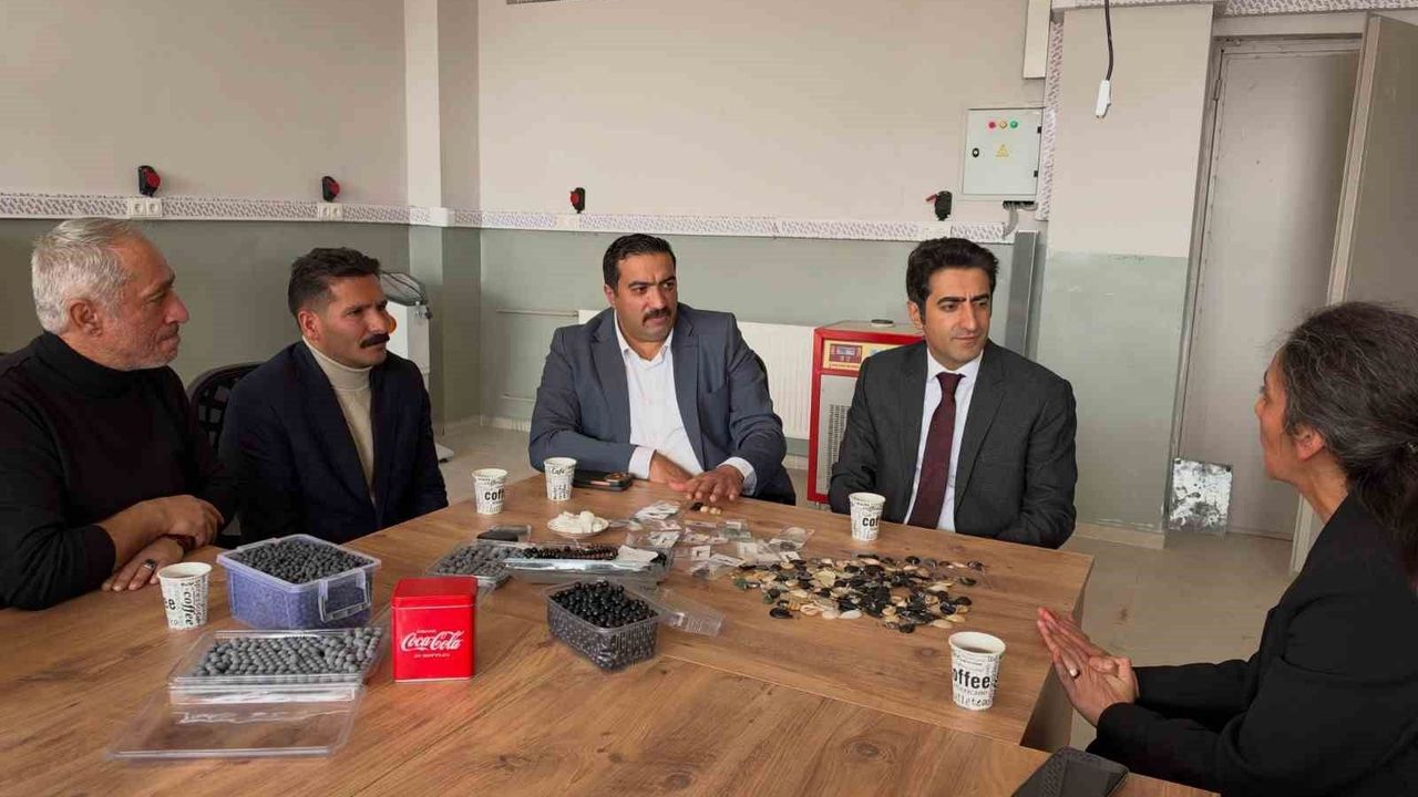 Sarıkamış'ın obsidyeni kadın ellerinde sanat eserine dönüşüyor