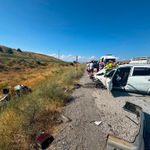 Tatvan'da iki otomobil çarpıştı: 6 yaralı