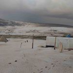 Erzincan yaylalarında dolu yağışı kar gibi araziyi beyaza bürüdü