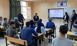 Kaymakam Uzun, lise öğrencilerinin sorun ve taleplerini dinledi