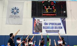 Arpaçaylı kızlar futsalda bölge şampiyonu