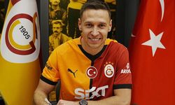 Galatasaray Przemyslaw Frankowski'yi  kadrosuna kattı.