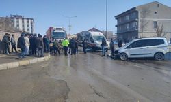 Aşkale de trafik kazası: yaralılar