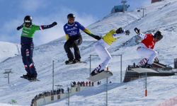 Erzurum’da dünya snowboard kupası heyecanı