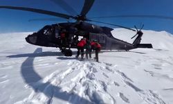 Mezrada mahsur kalan vatandaş askeri helikopter ile kurtarıldı