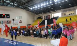 Bitlis’te ‘Okul Sporları Basketbol Grup Müsabakaları’ başladı