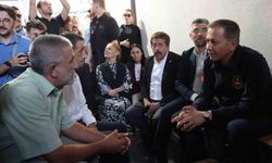 Bakan Yerlikaya Erzurum’da esnafı ziyaret etti
