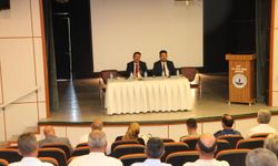 Ahlat’ta 1071 etkinlikleri öncesi muhtarlarla toplantı