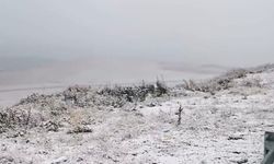 Ardahan’a mevsimin ilk karı yağdı