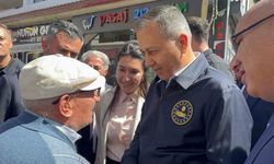 Bakan Yerlikaya Ağrı’da esnafla buluştu, taleplerini dinledi