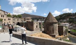 Tarihi mekânlarıyla yenilenen Bitlis ziyaretçilerini ağırlıyor
