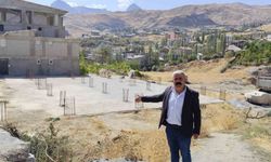 Hakkari’de temeli atılan cami destek bekliyor
