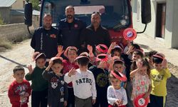 Adilcevaz’da minik öğrencilere itfaiyecilik eğitimi